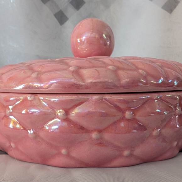 Arnels Ceramic 7” Quilted Round Lidded Dish Powder Jewelry Trinket Vintage - Picture 1 of 7